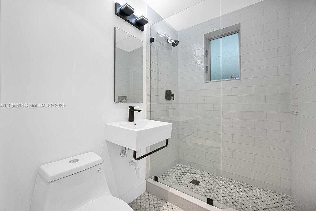 1751 James Ave # 102