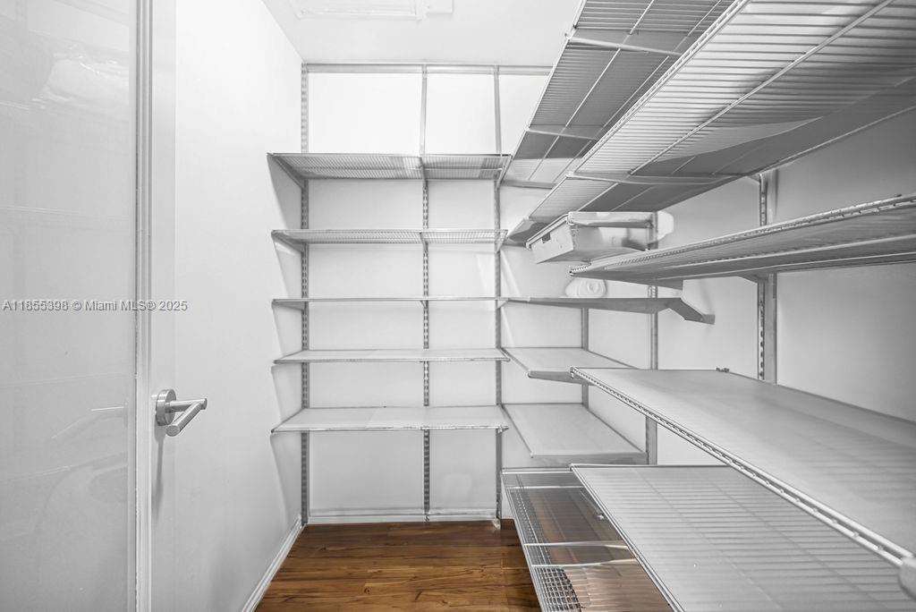 1751 James Ave # 102