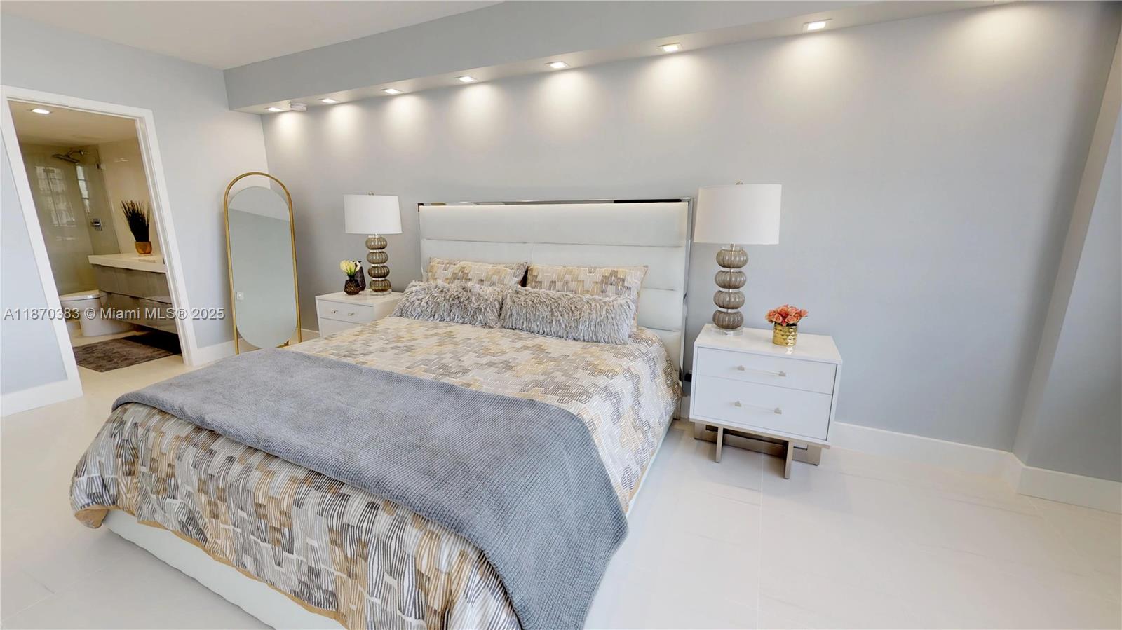 5601 Collins Ave # 1225