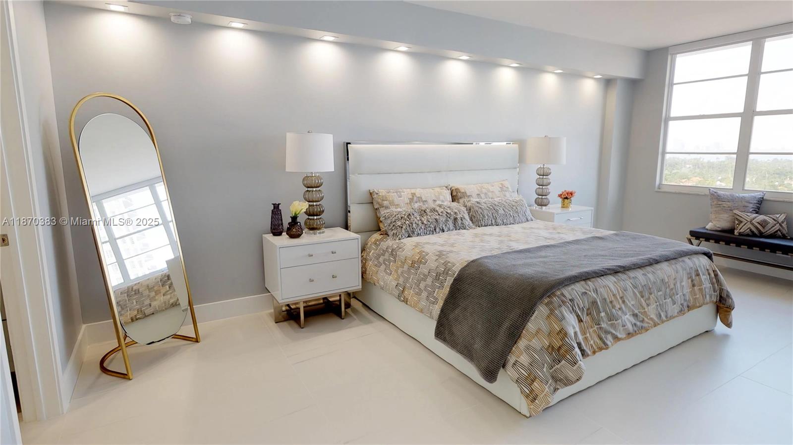 5601 Collins Ave # 1225