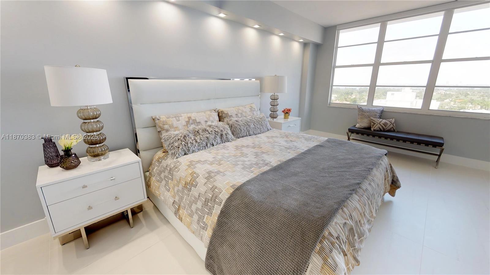 5601 Collins Ave # 1225