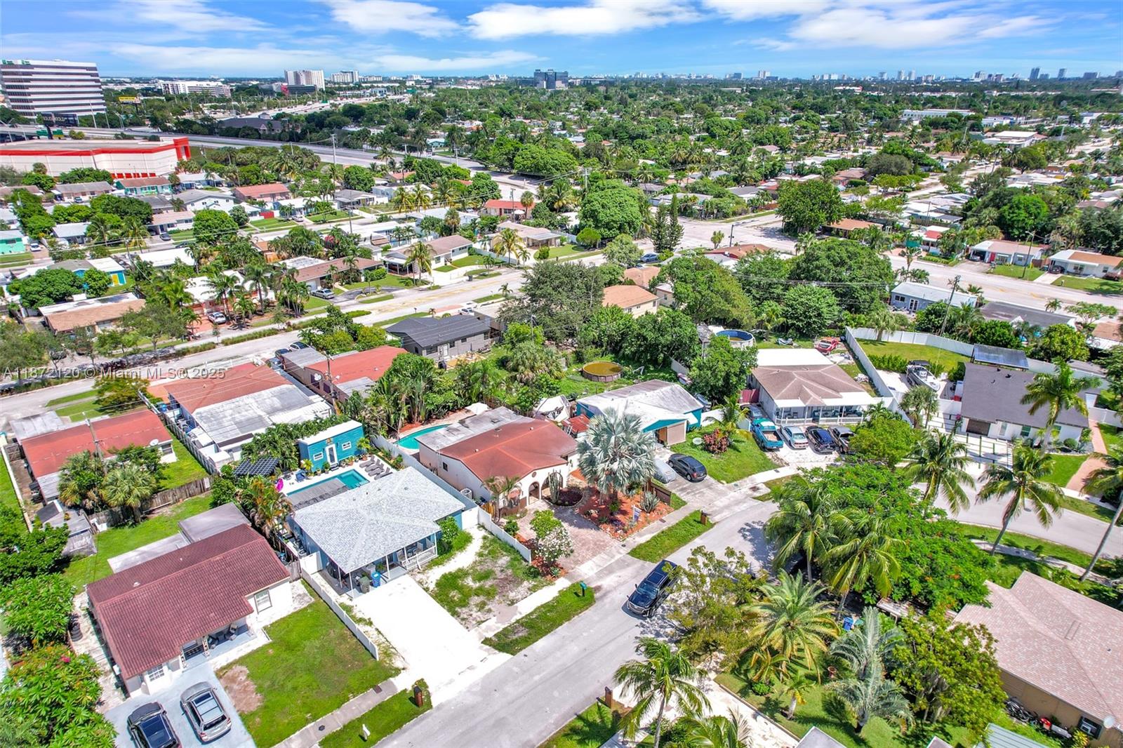 121 NW 55th St