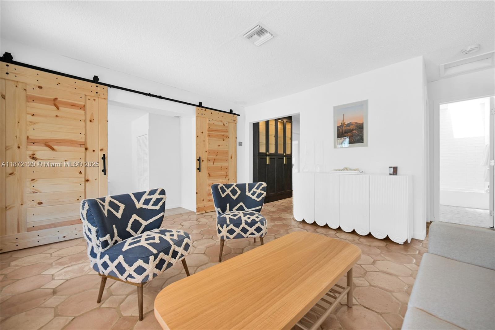 121 NW 55th St