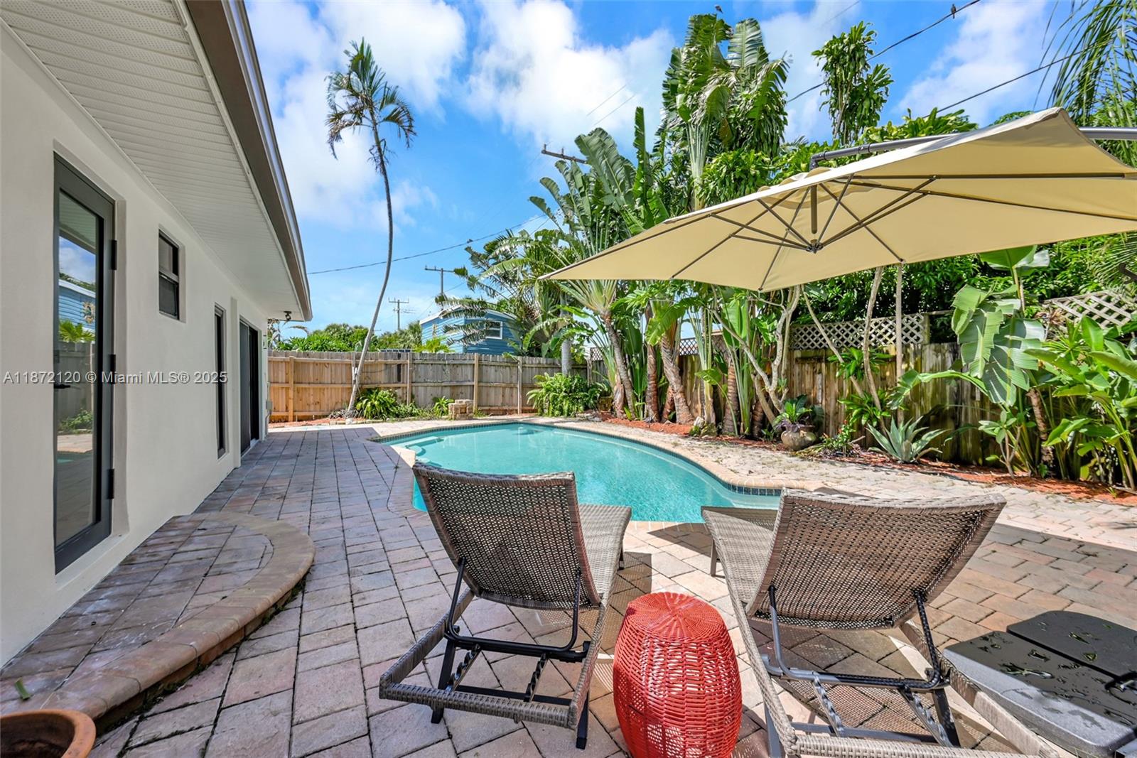 121 NW 55th St