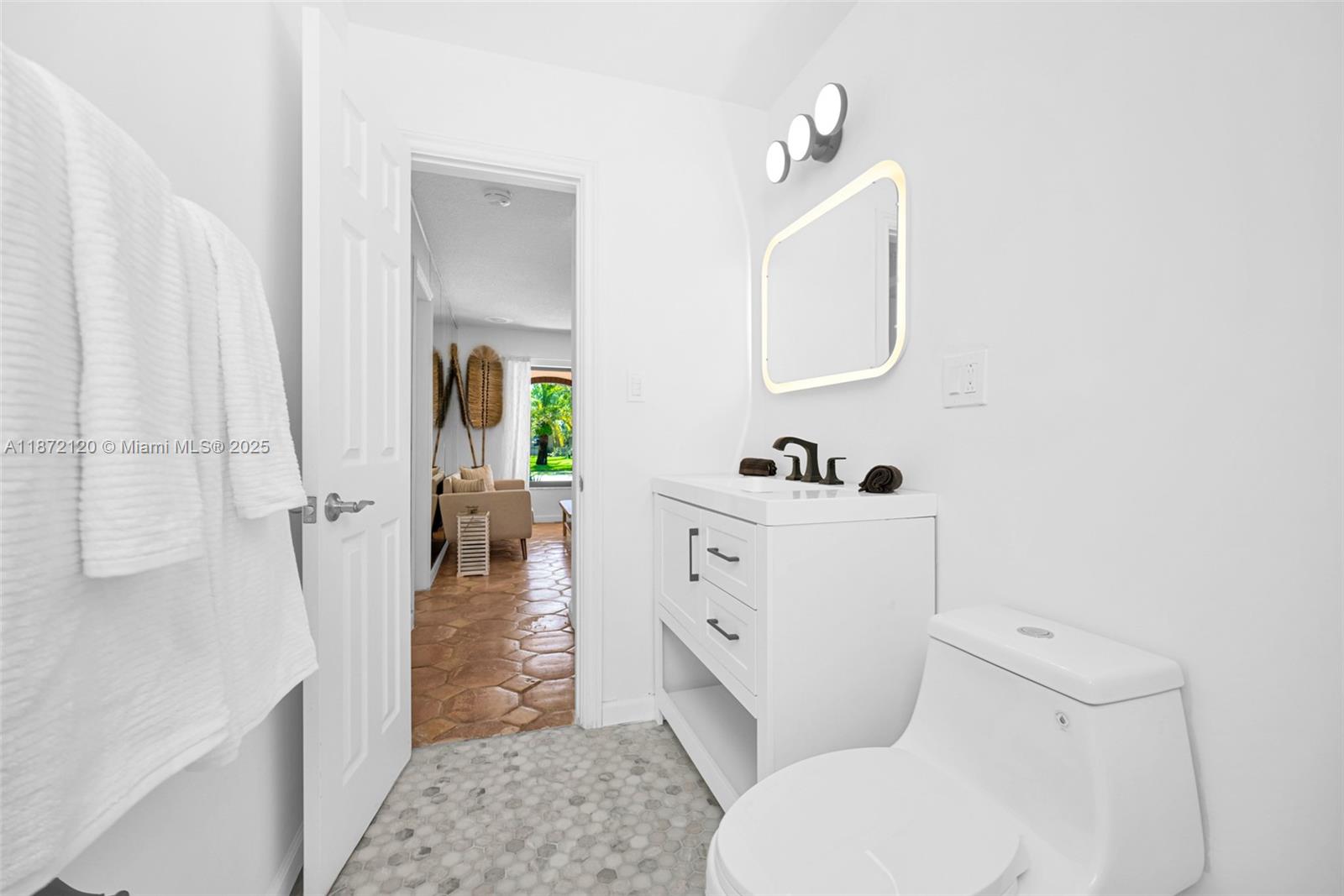 121 NW 55th St