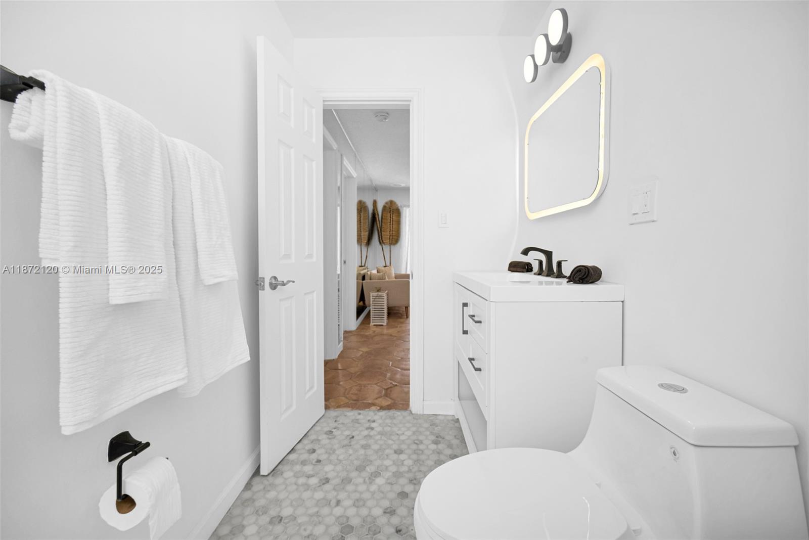 121 NW 55th St
