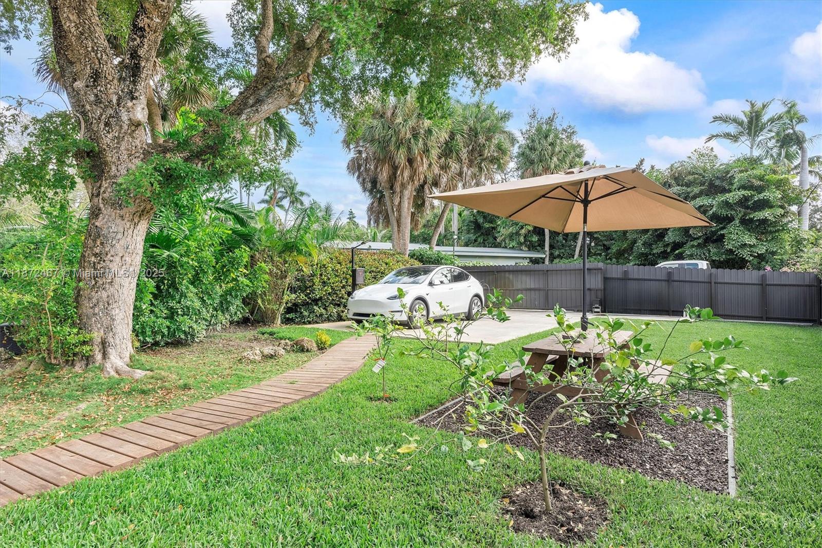 11377 W Biscayne Canal Rd