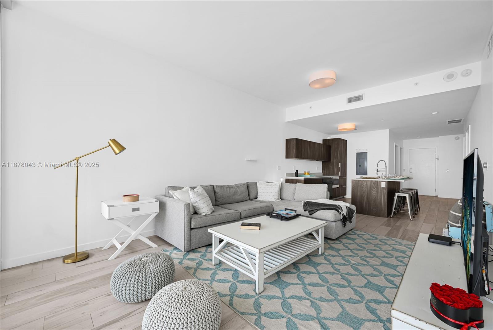 480 NE 31st St # 3806