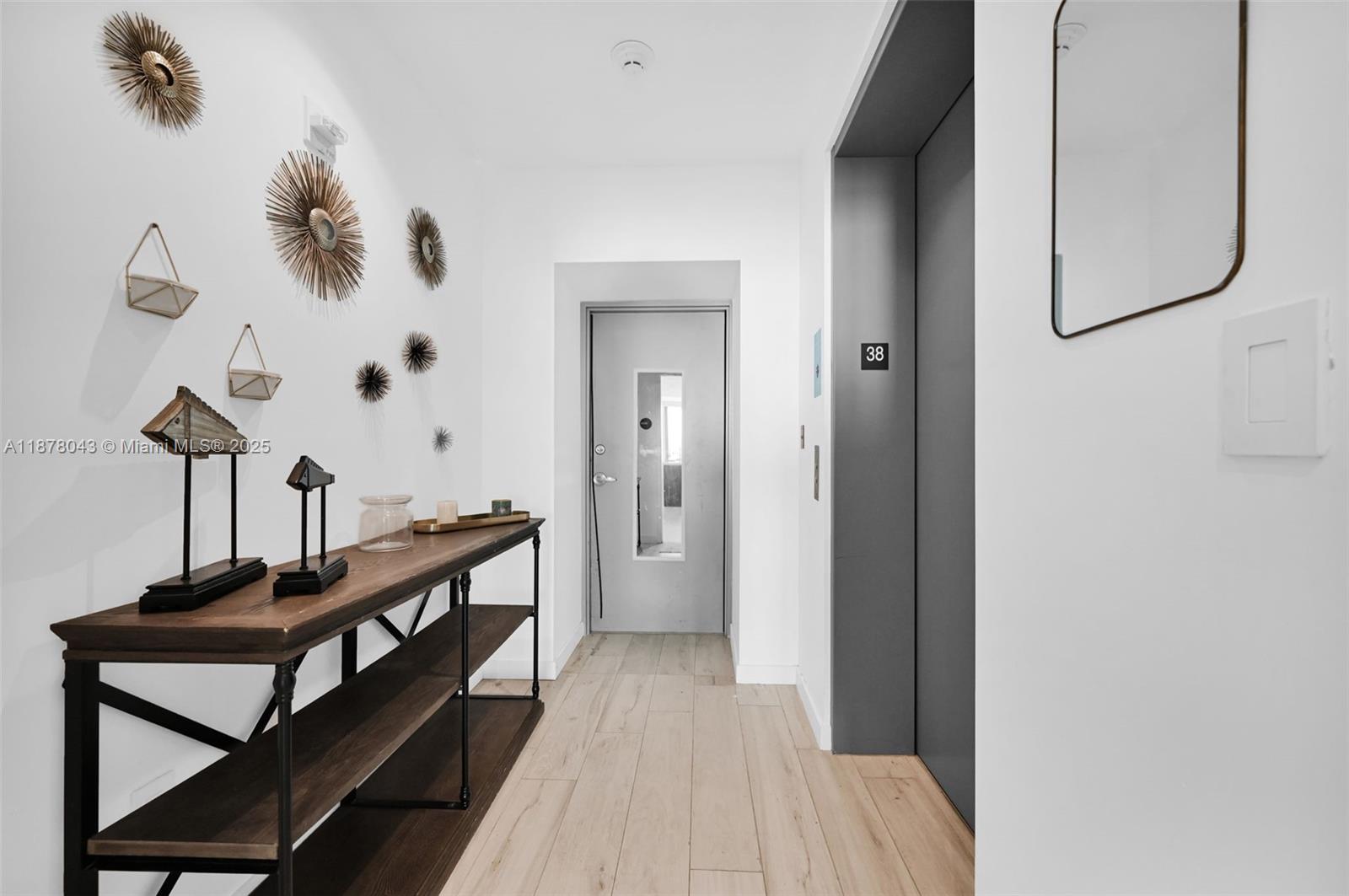 480 NE 31st St # 3806