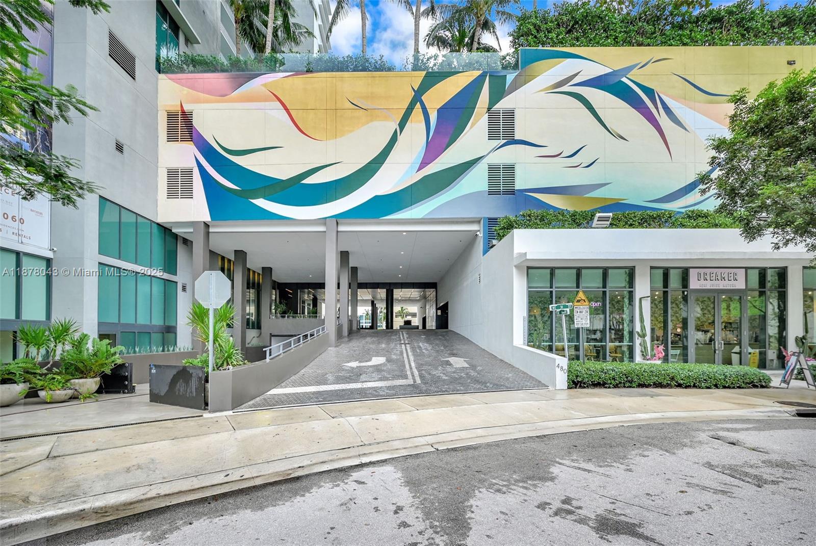 480 NE 31st St # 3806