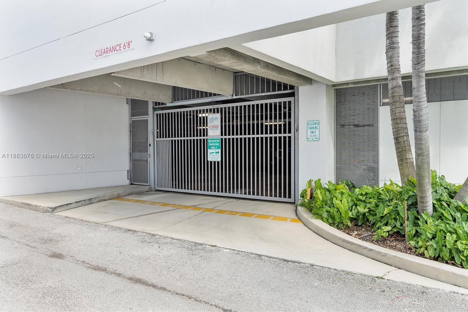 8101 Biscayne Blvd # 515 Unit: R-515