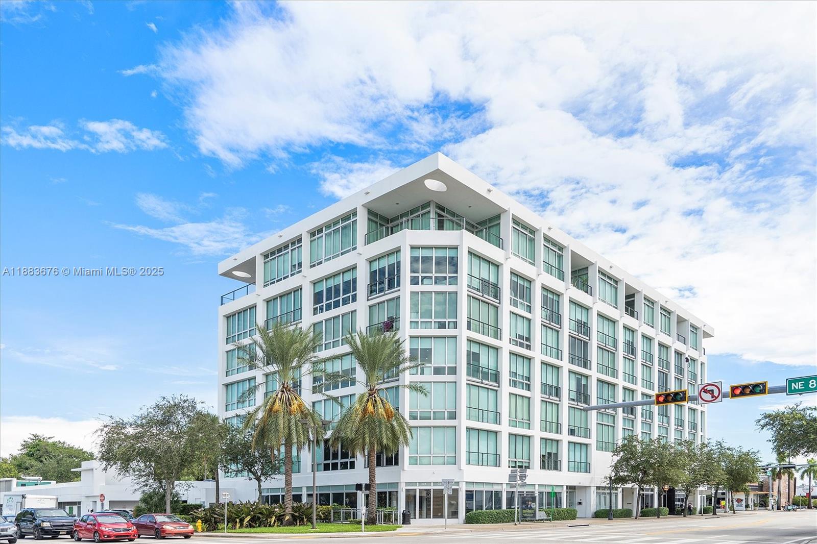 8101 Biscayne Blvd # 515 Unit: R-515