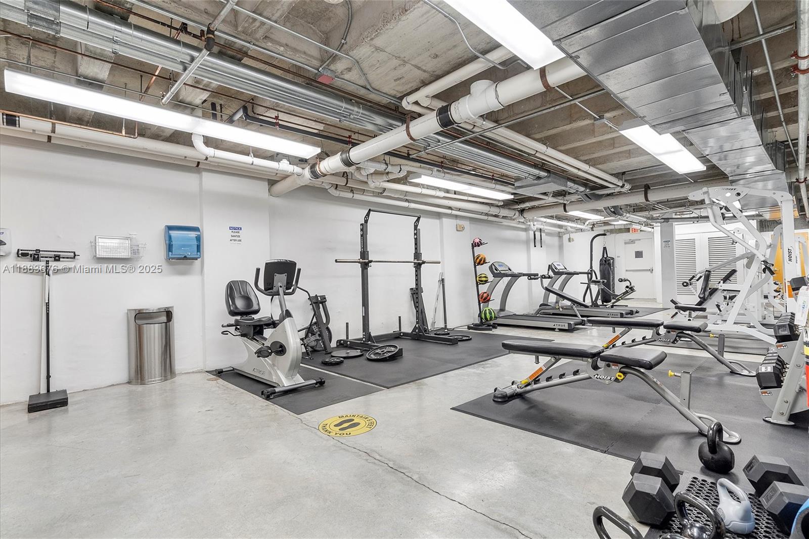8101 Biscayne Blvd # 515 Unit: R-515