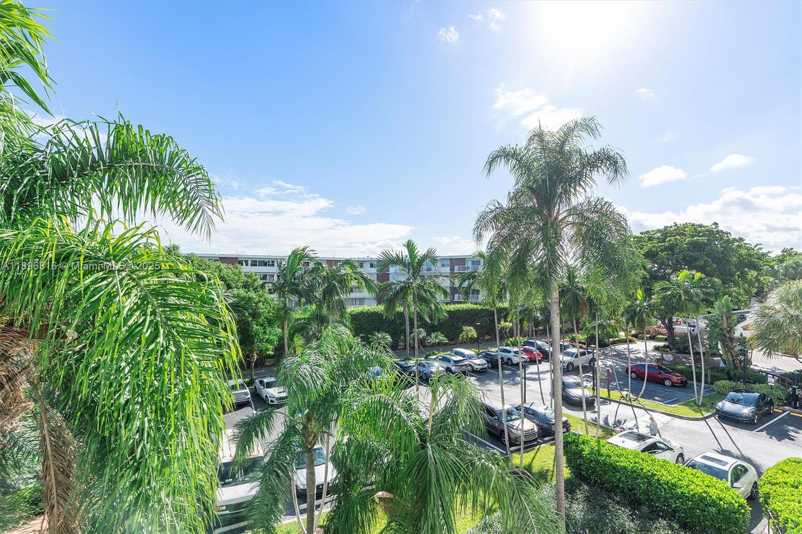 4000 Towerside Ter # 402, Miami Unit: 402