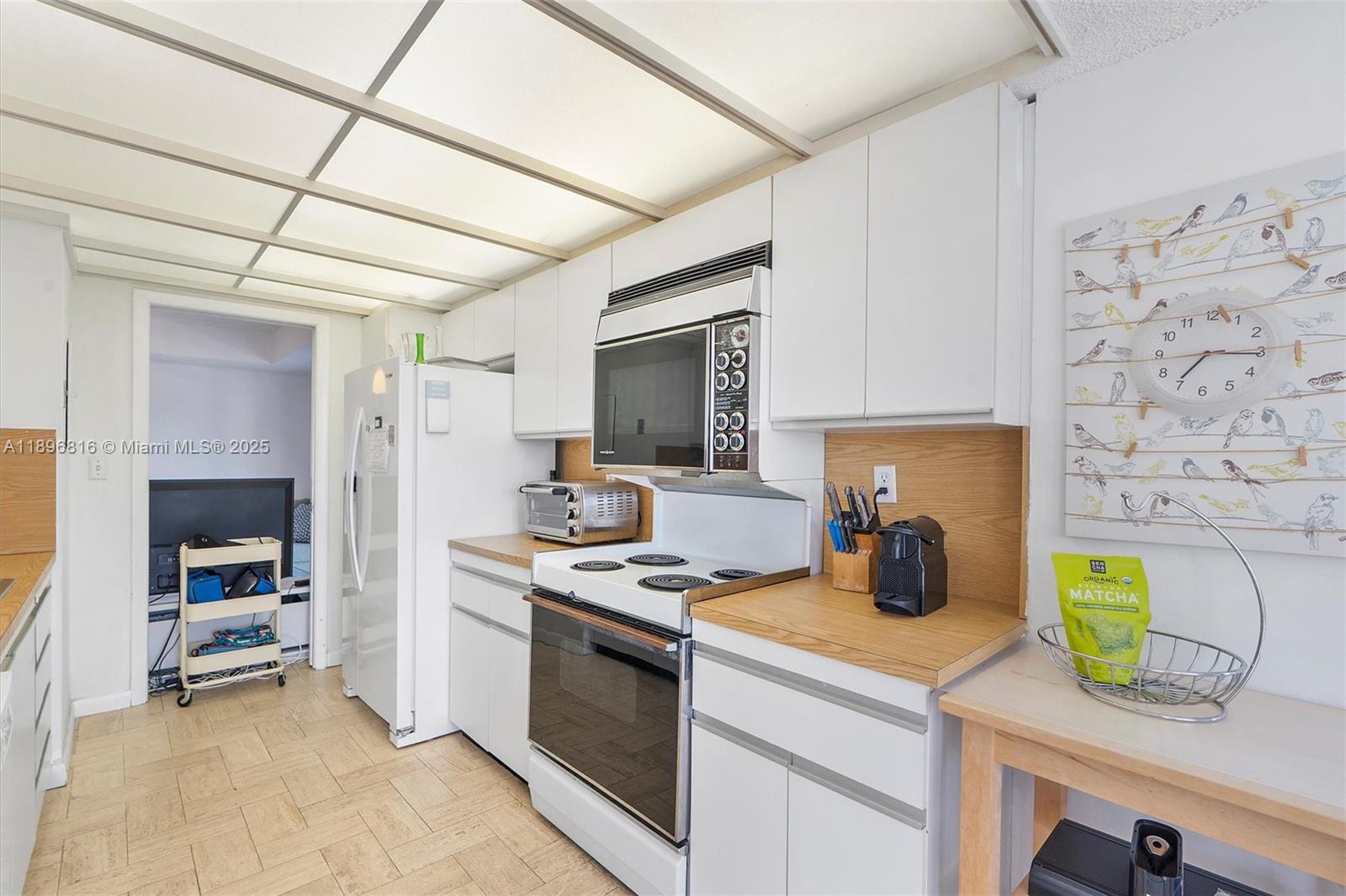 4000 Towerside Ter # 402, Miami Unit: 402