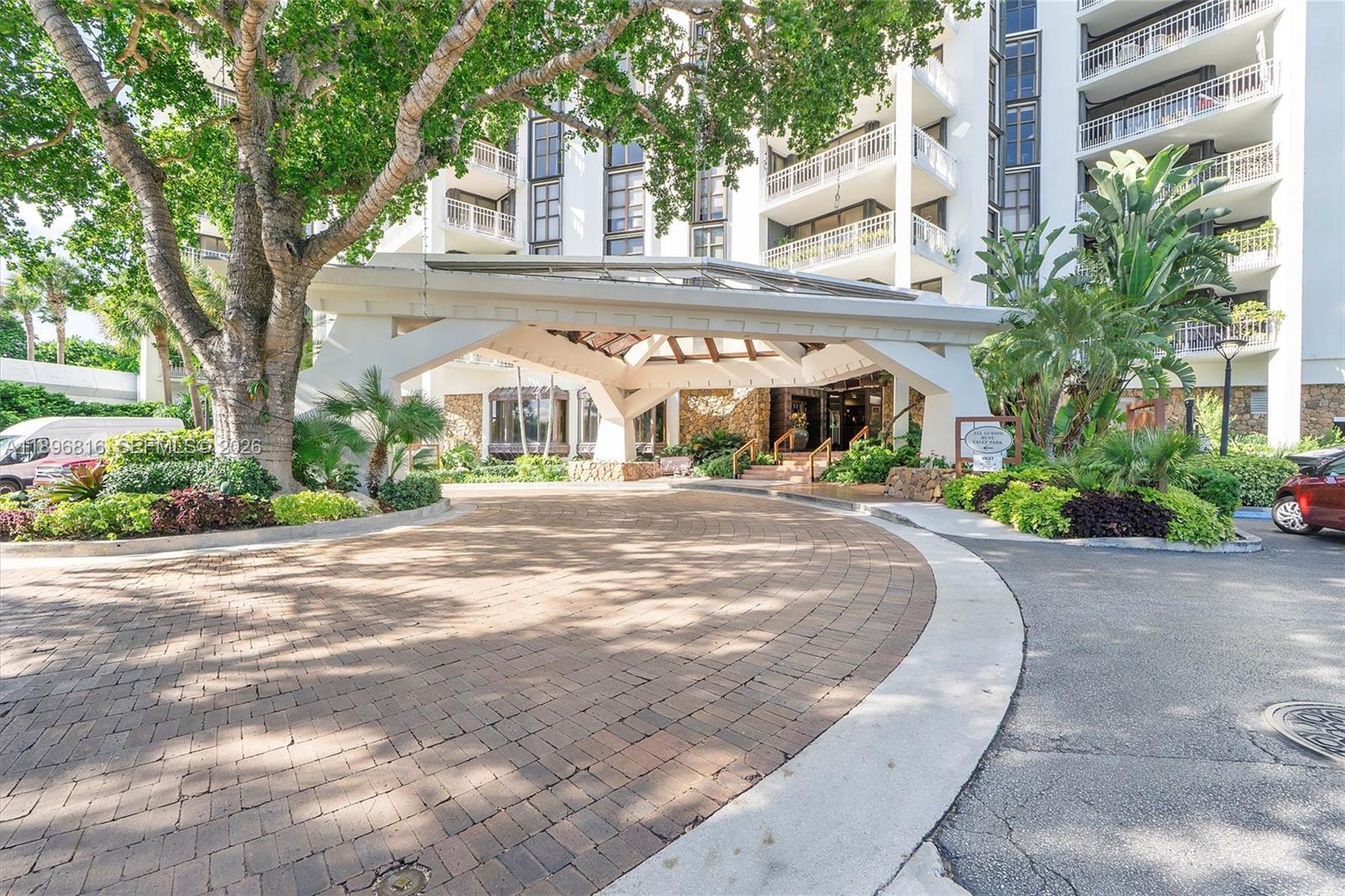 4000 Towerside Ter # 402, Miami Unit: 402