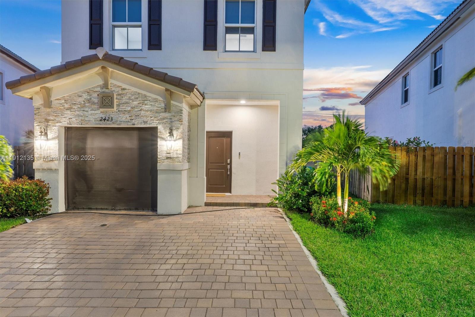 2423 NW 131st Cir
