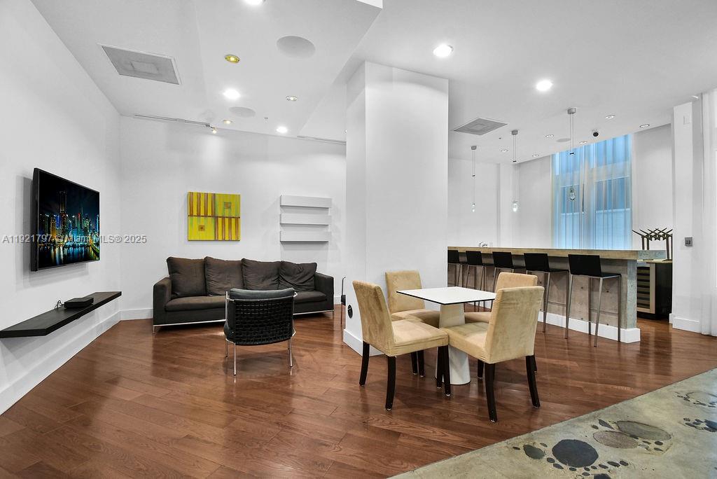 234 NE 3rd St # 1802