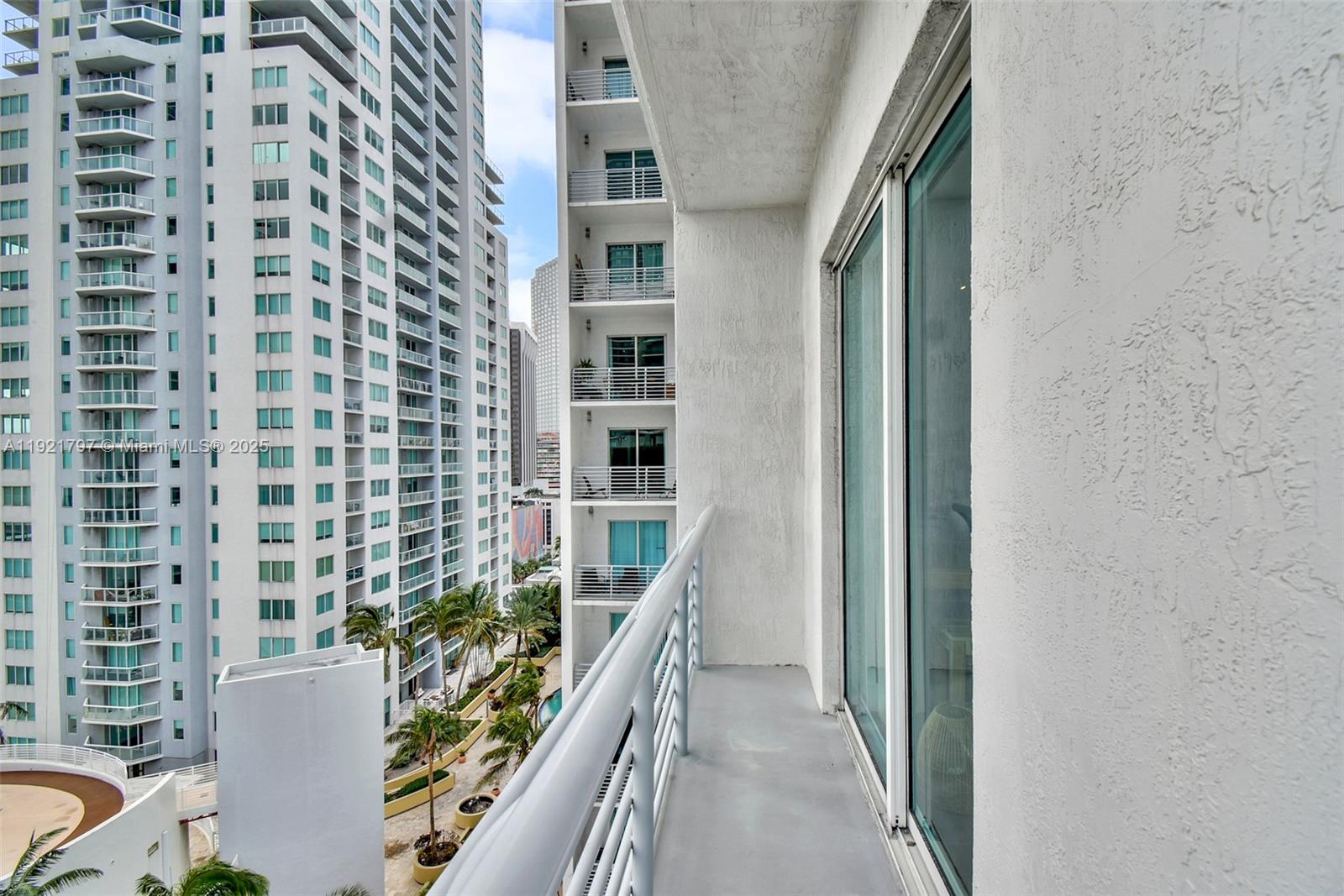 234 NE 3rd St # 1802