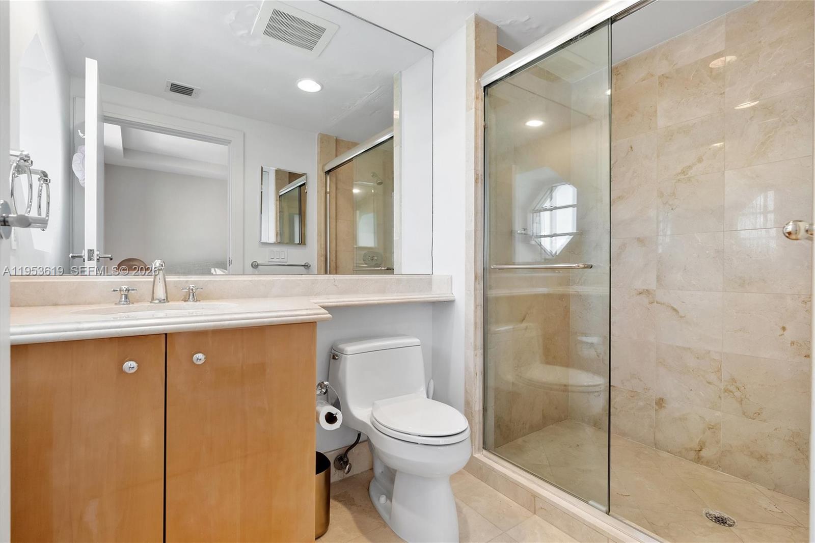 17875 Collins Ave # 1906