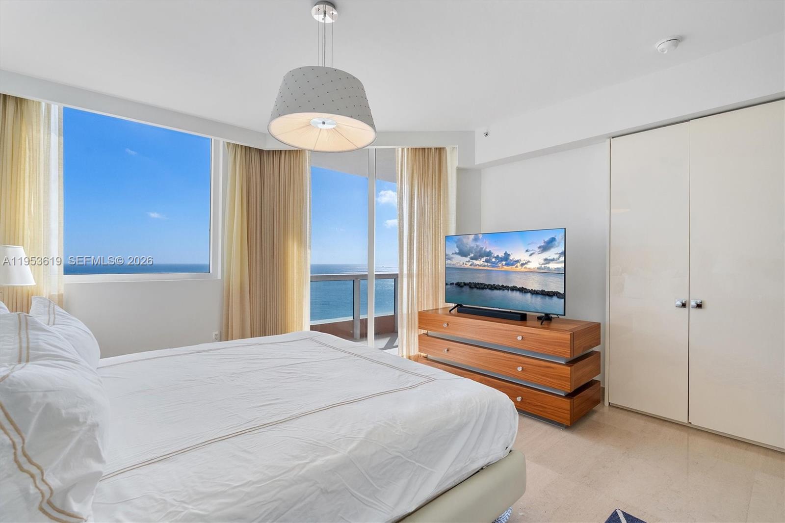 17875 Collins Ave # 1906