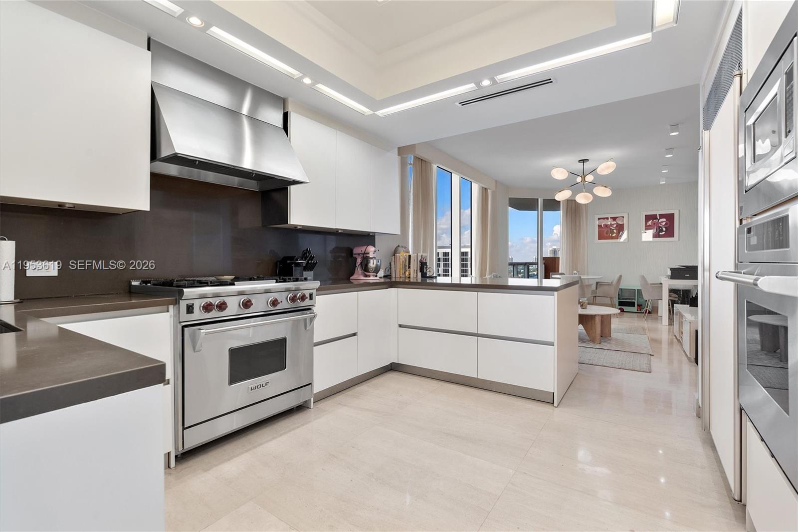 17875 Collins Ave # 1906