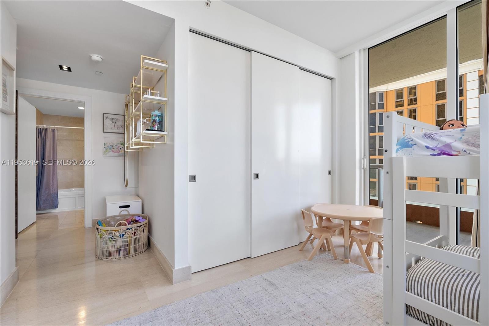 17875 Collins Ave # 1906