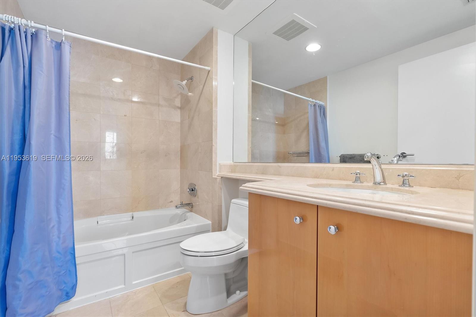 17875 Collins Ave # 1906