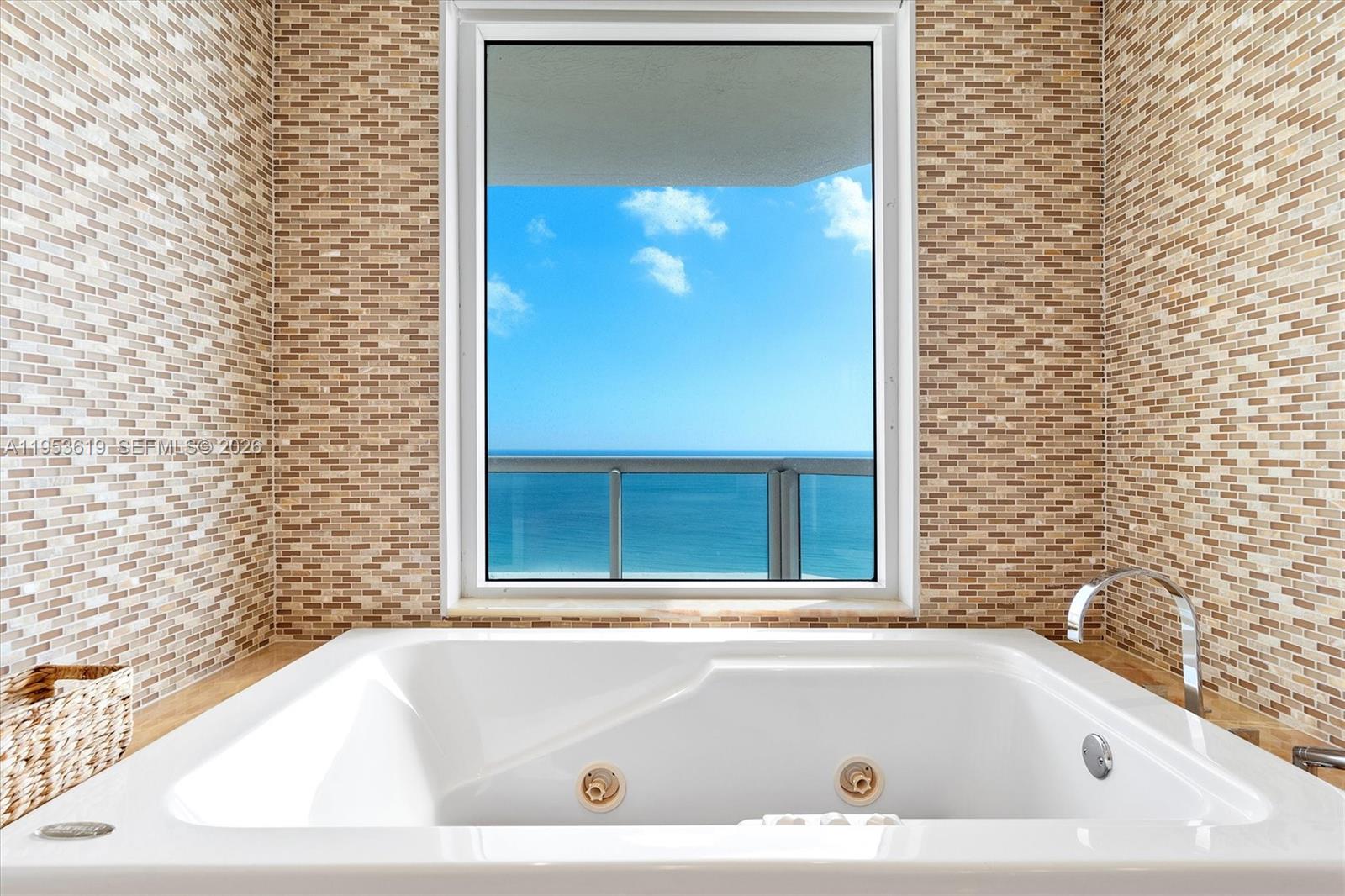 17875 Collins Ave # 1906