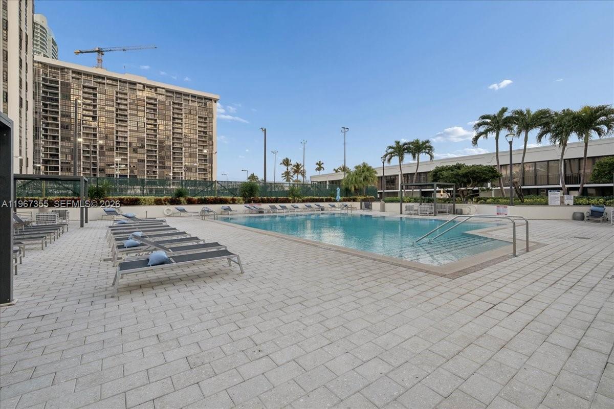 1915 Brickell Ave # 801