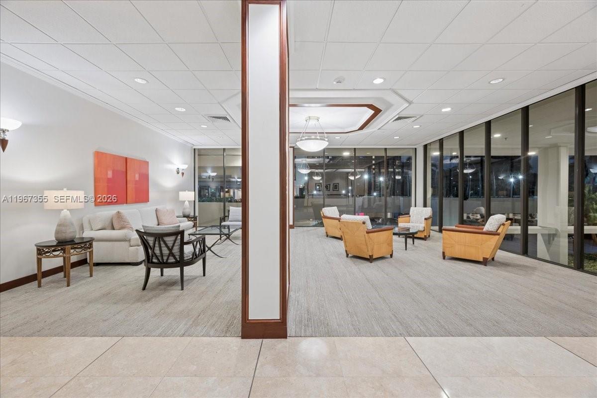 1915 Brickell Ave # 801