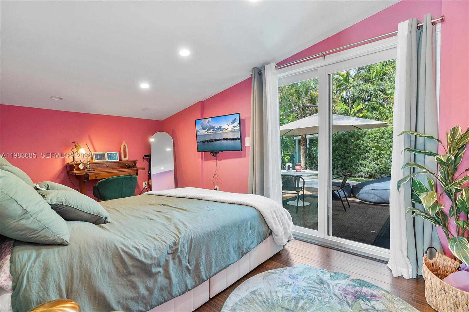 11377 W Biscayne Canal Rd