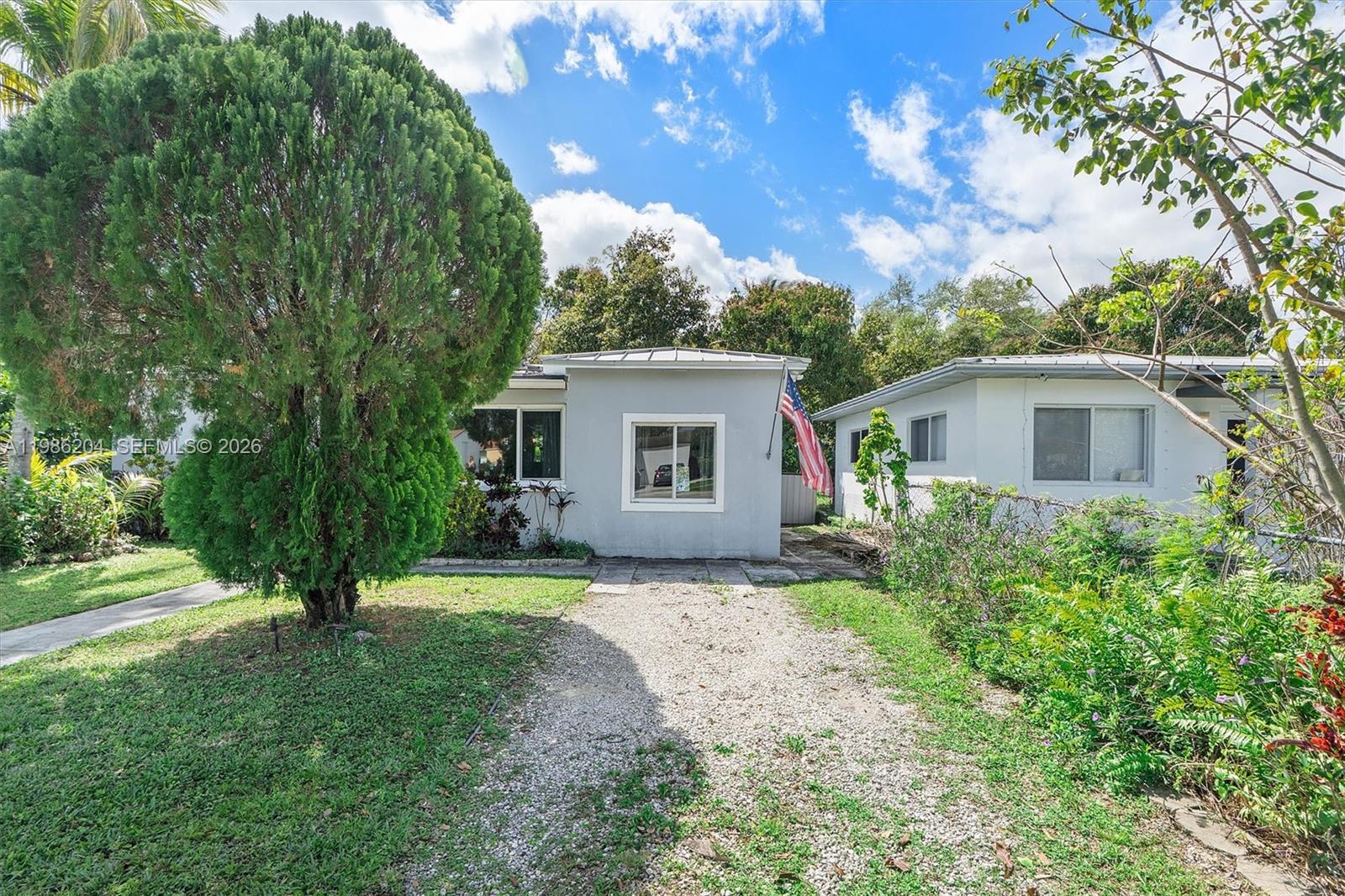 74 NW 117th St