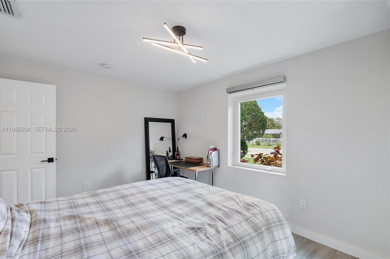 74 NW 117th St