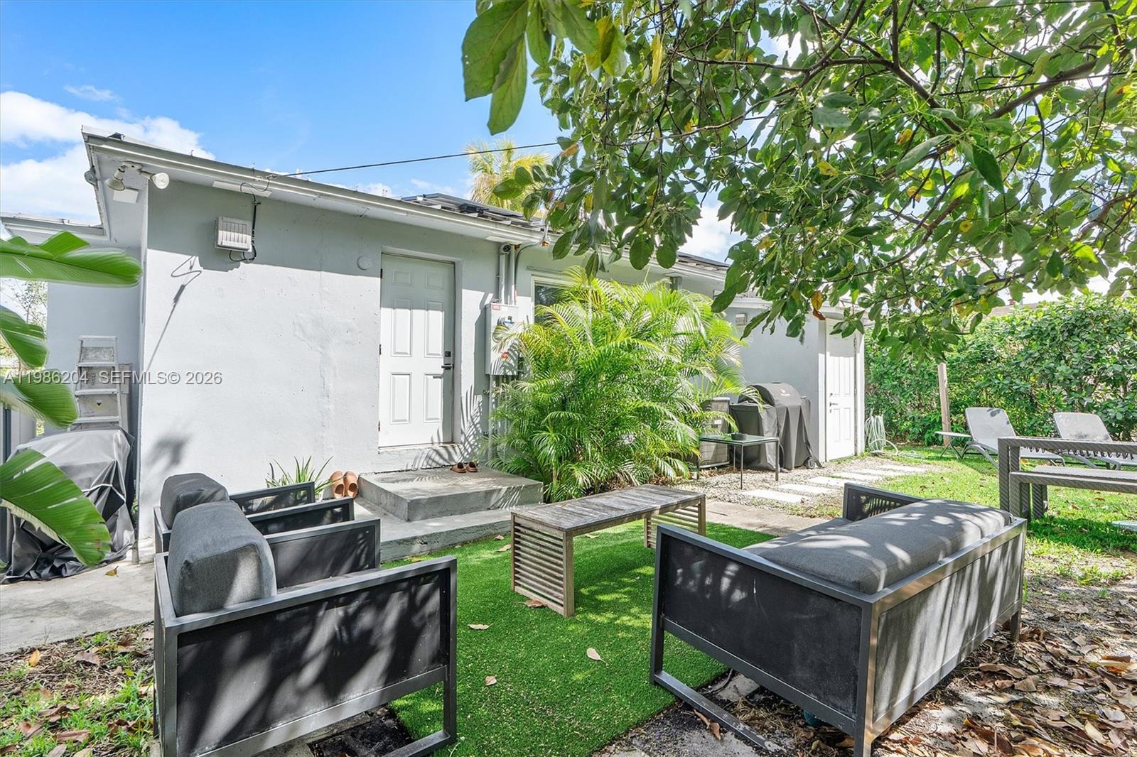 74 NW 117th St