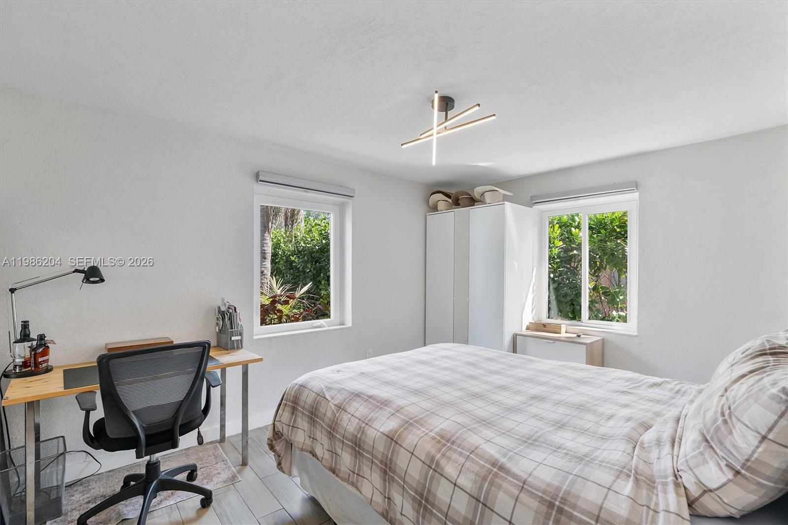 74 NW 117th St