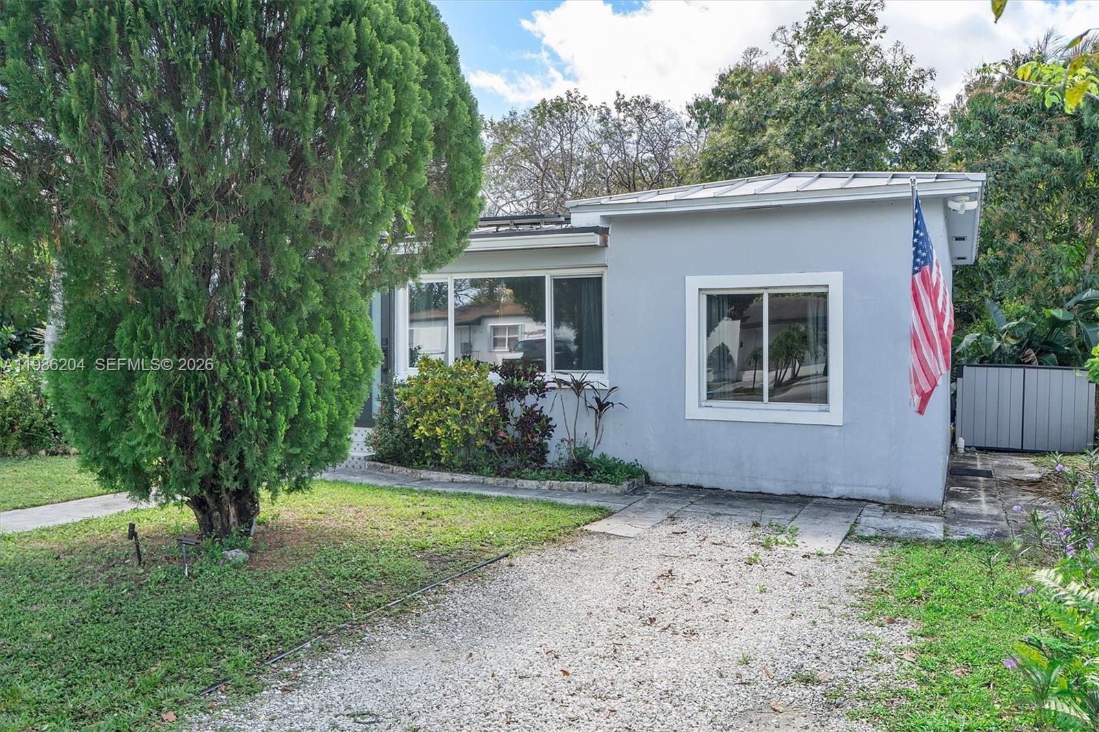 74 NW 117th St