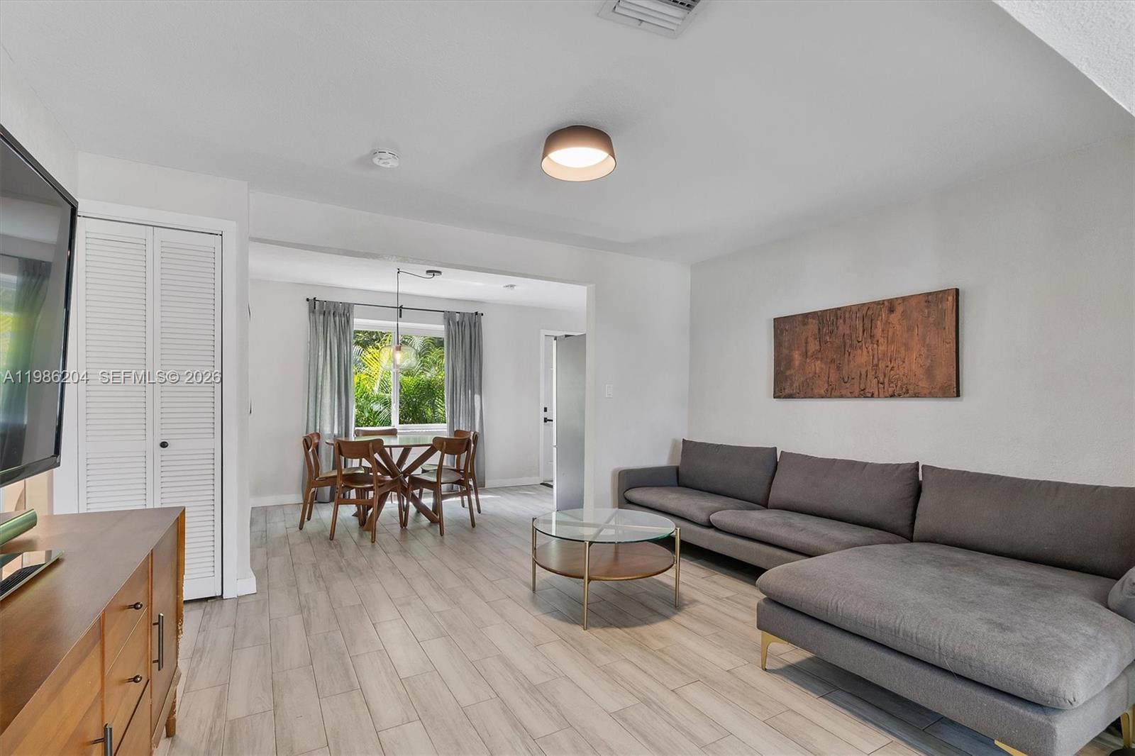 74 NW 117th St