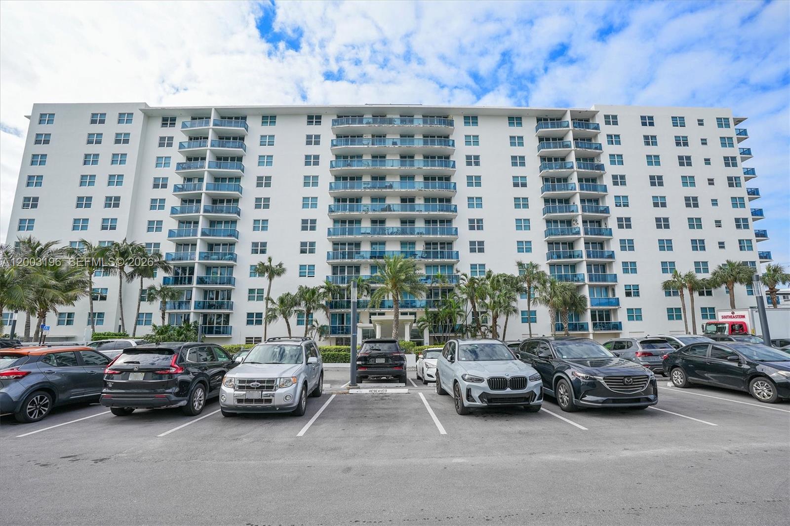 7501 E Treasure Dr Unit: 4EF