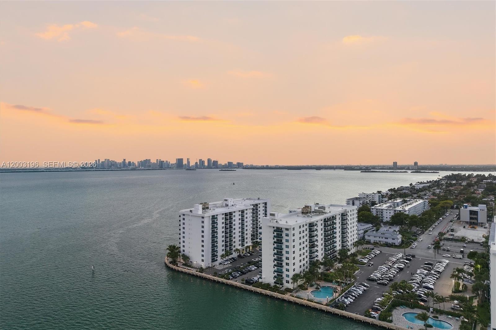 7501 E Treasure Dr Unit: 4EF