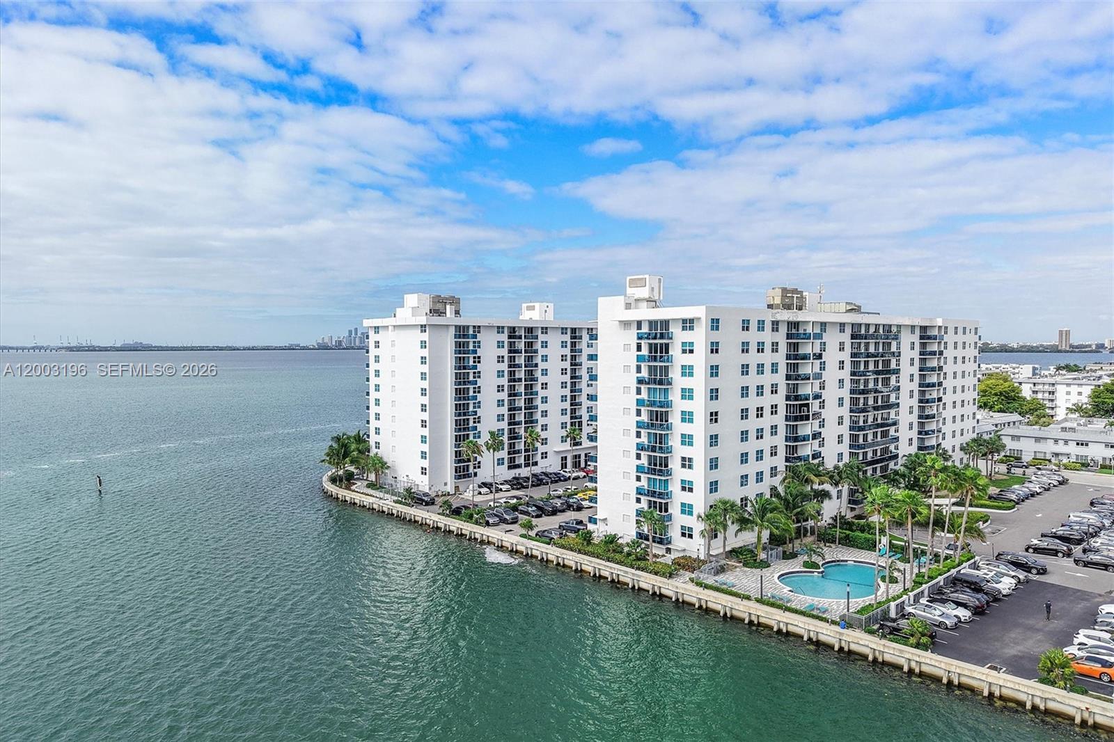 7501 E Treasure Dr Unit: 4EF