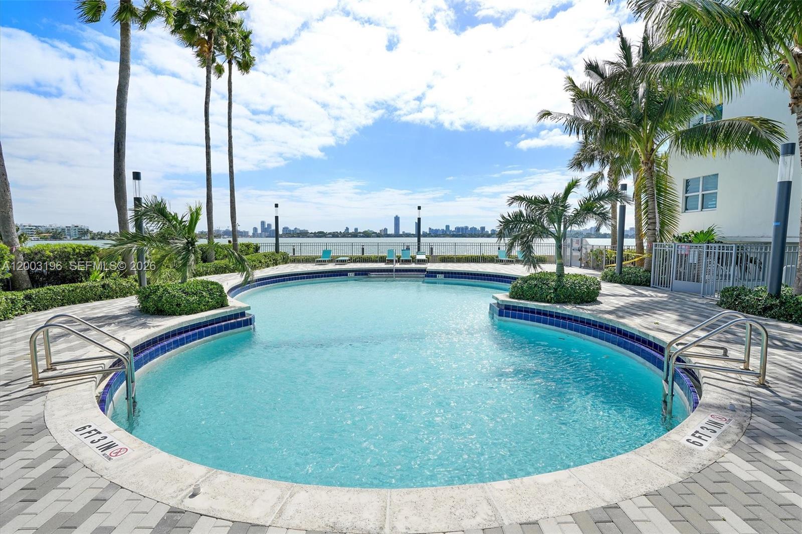 7501 E Treasure Dr Unit: 4EF