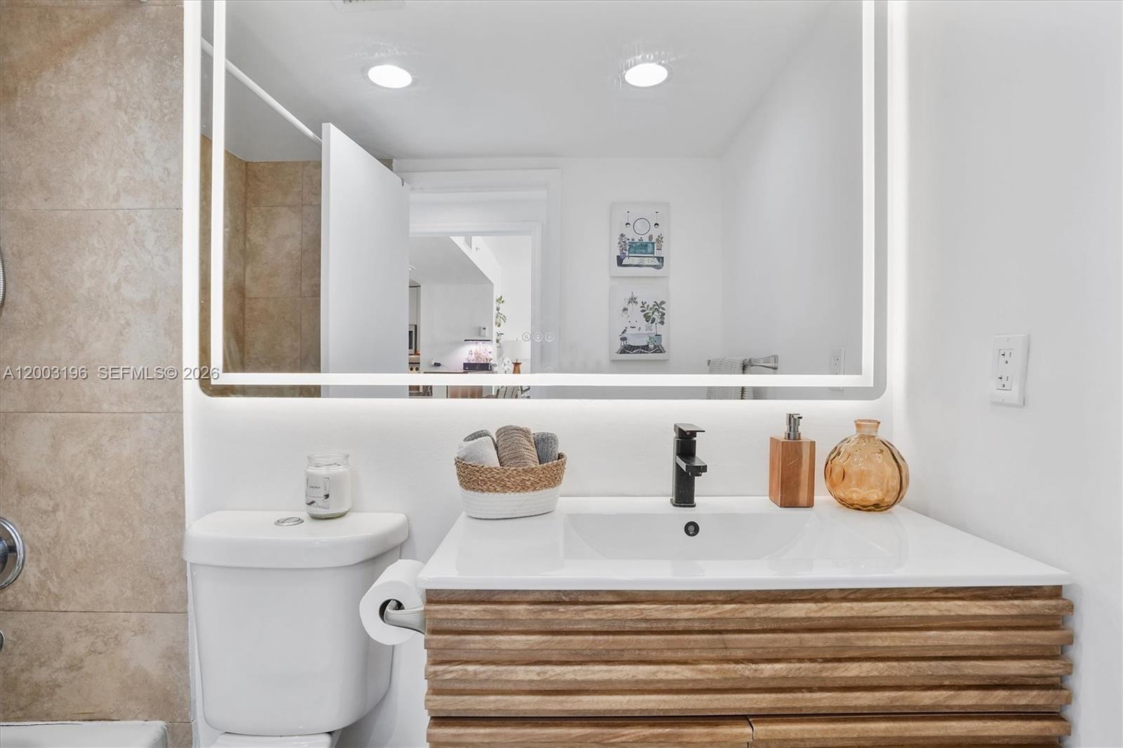 7501 E Treasure Dr Unit: 4EF