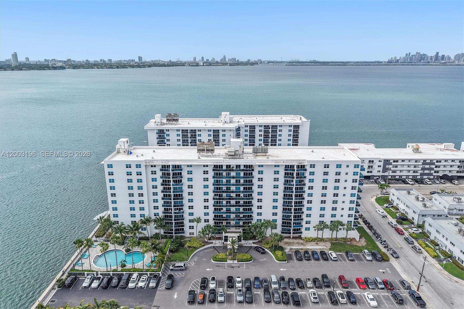 7501 E Treasure Dr Unit: 4EF