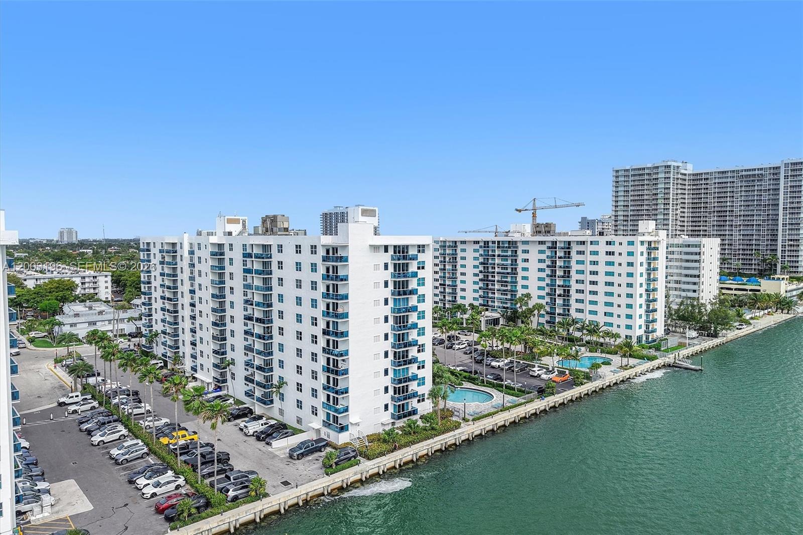7501 E Treasure Dr Unit: 4EF