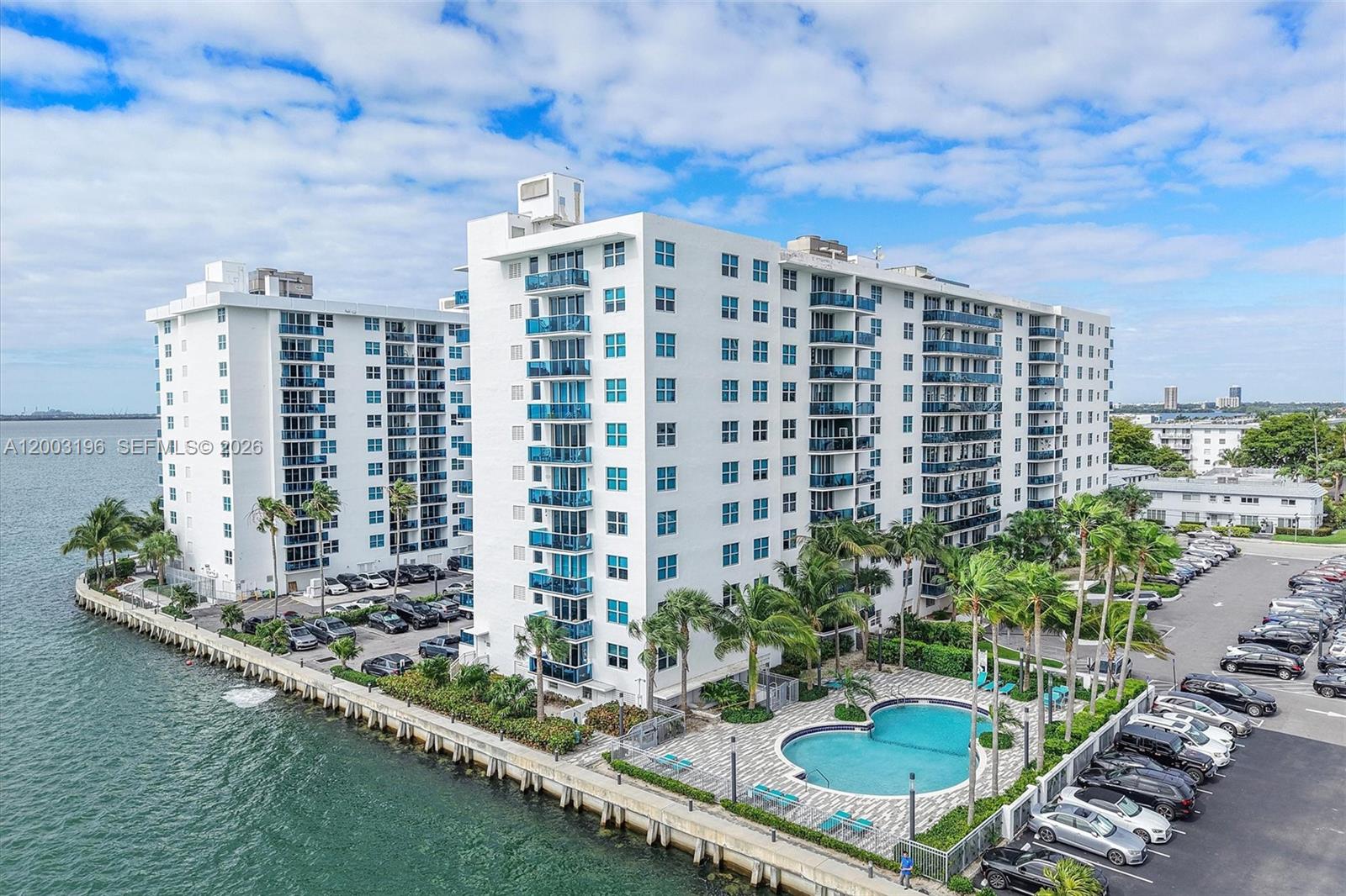 7501 E Treasure Dr Unit: 4EF