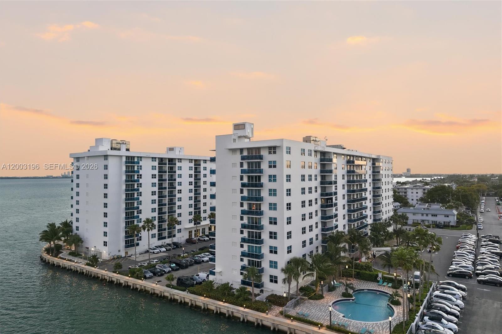 7501 E Treasure Dr Unit: 4EF