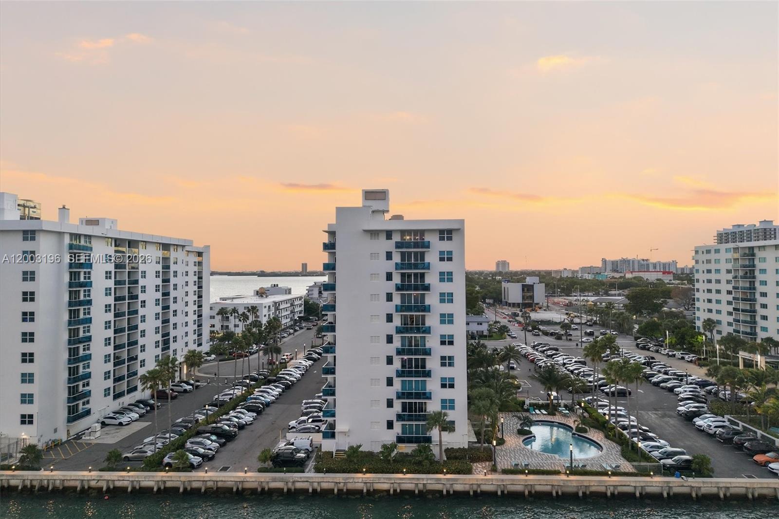 7501 E Treasure Dr Unit: 4EF
