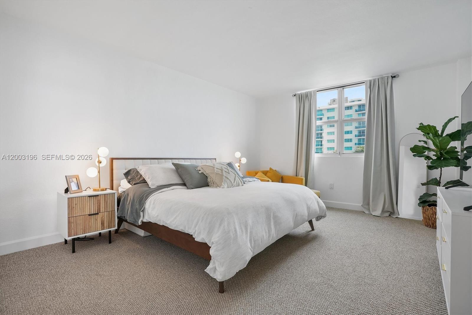 7501 E Treasure Dr Unit: 4EF