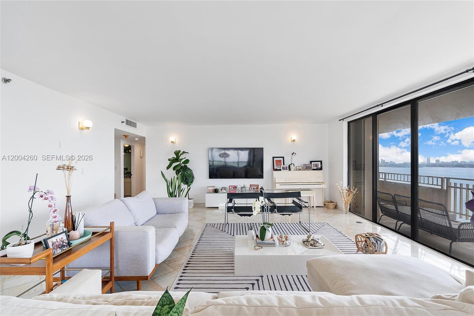 11113 Biscayne Blvd # 2051